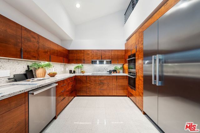 235 Ocean Park Boulevard 1, Santa Monica, CA 90405