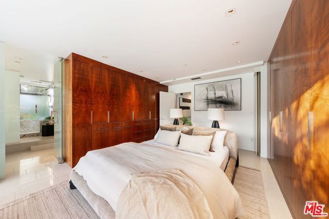 235 Ocean Park Boulevard 1, Santa Monica, CA 90405