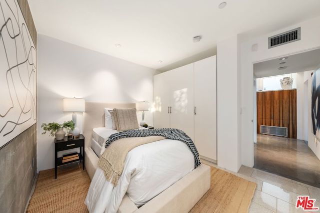 235 Ocean Park Boulevard 1, Santa Monica, CA 90405