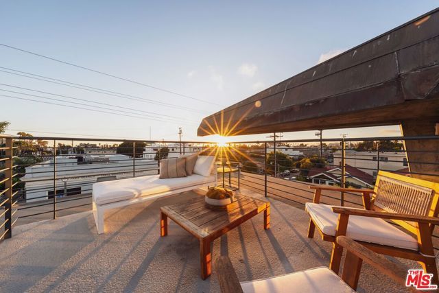 235 Ocean Park Boulevard 1, Santa Monica, CA 90405