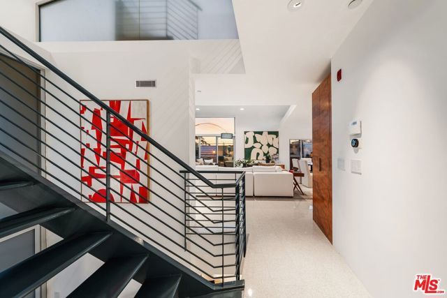 235 Ocean Park Boulevard 1, Santa Monica, CA 90405