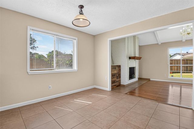 10518 Quail Ridge Lane, Sugar Land, TX 77498
