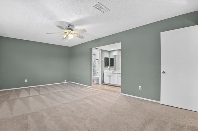 10518 Quail Ridge Lane, Sugar Land, TX 77498