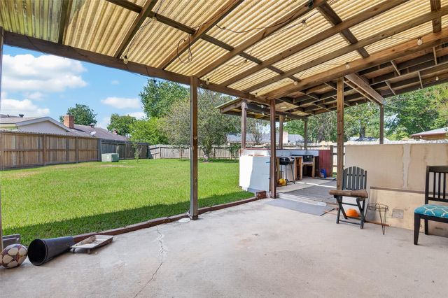 10518 Quail Ridge Lane, Sugar Land, TX 77498