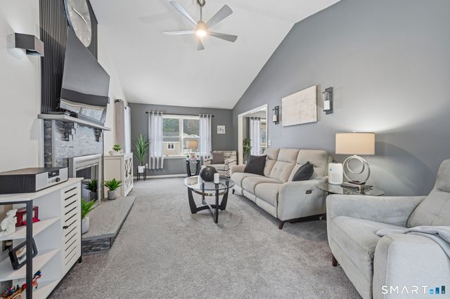 536 Redstone Hill Road 24, Bristol, CT 06010