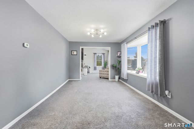 536 Redstone Hill Road 24, Bristol, CT 06010