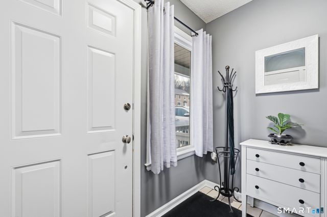 536 Redstone Hill Road 24, Bristol, CT 06010