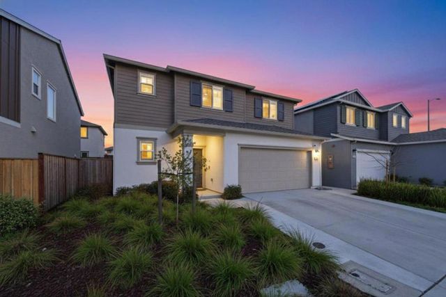 208 Frontier Street, American Canyon, CA 94503