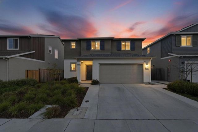 208 Frontier Street, American Canyon, CA 94503