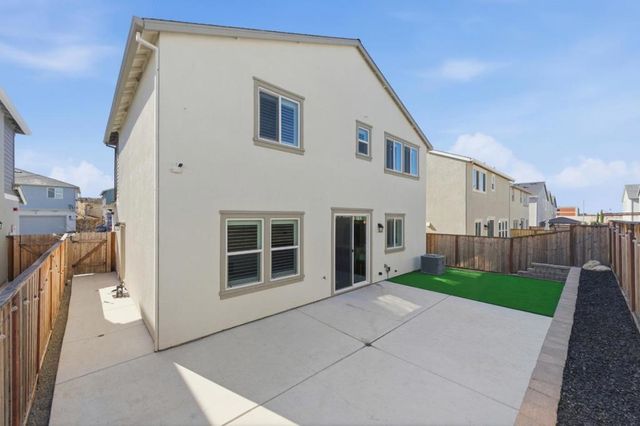 208 Frontier Street, American Canyon, CA 94503