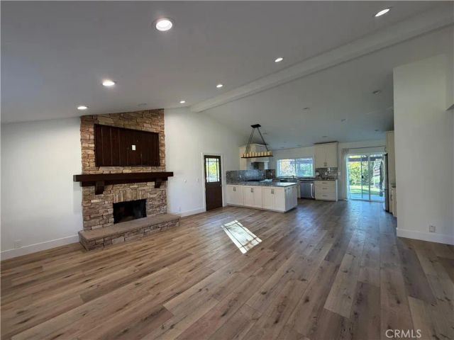 5365 Lewis Rd, Agoura Hills, CA 91301