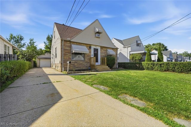 29963 Phillips Avenue, Wickliffe, OH 44092