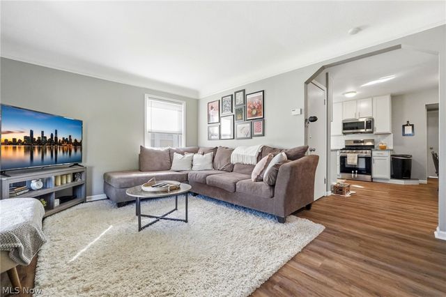 29963 Phillips Avenue, Wickliffe, OH 44092
