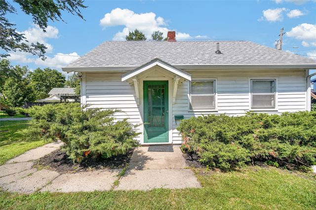 318 SW Pleasant Street, Ankeny, IA 50023