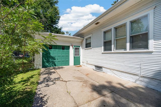 318 SW Pleasant Street, Ankeny, IA 50023