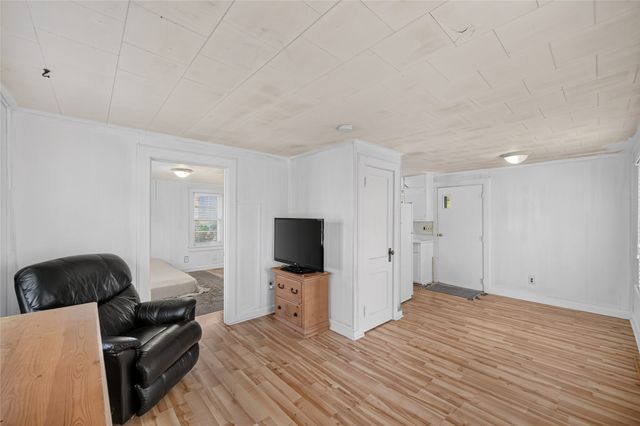 318 SW Pleasant Street, Ankeny, IA 50023