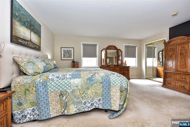 321 John Ochs Drive, Saddle Brook, NJ 07663
