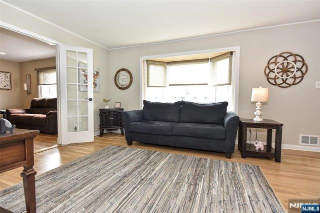 321 John Ochs Drive, Saddle Brook, NJ 07663
