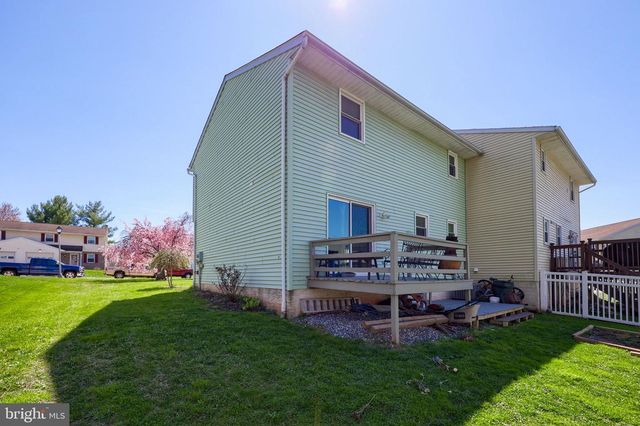 154 JULIE ANN CT, Ephrata, PA 17522