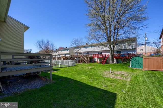 154 JULIE ANN CT, Ephrata, PA 17522