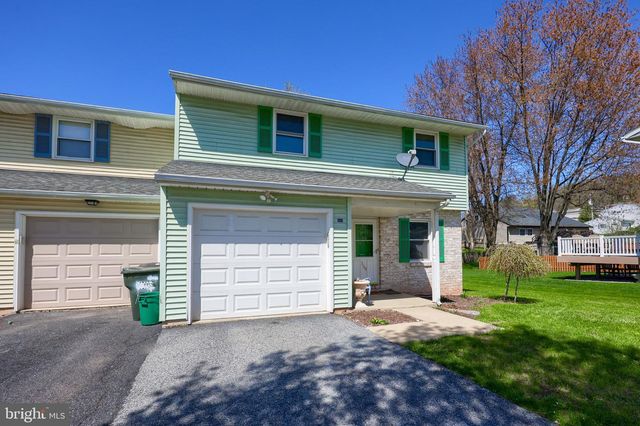 154 JULIE ANN CT, Ephrata, PA 17522