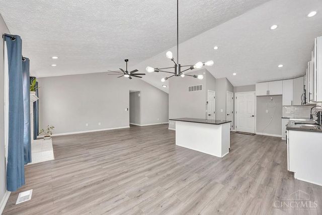 9697 Fallsridge Court, Springfield Twp., OH 45231