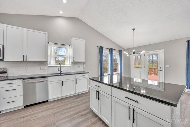 9697 Fallsridge Court, Springfield Twp., OH 45231