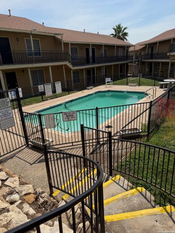 911 Vance Jackson Rd Apt 101, San Antonio, TX 78201