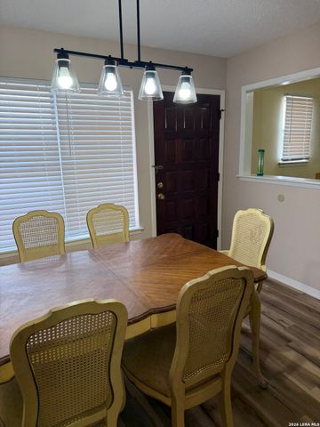 911 Vance Jackson Rd Apt 101, San Antonio, TX 78201