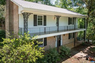 2200 BRANDYWINE DR, Charlottesville, VA 22901