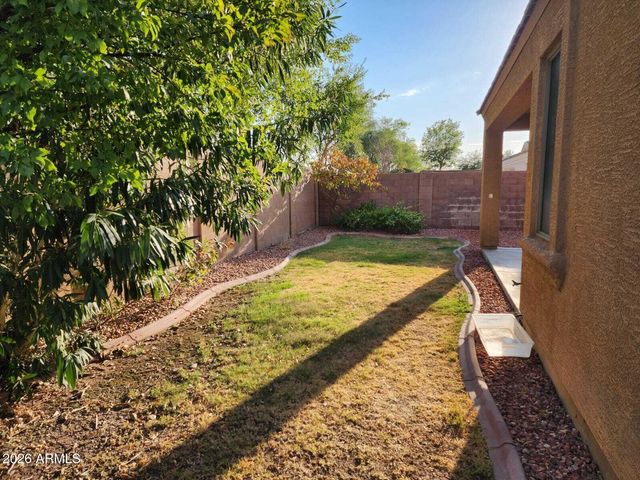 7643 W CHARTER OAK Road, Peoria, AZ 85381