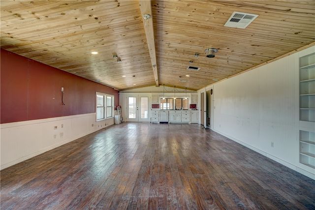 980580 S Highway 99, Prague, OK 74864