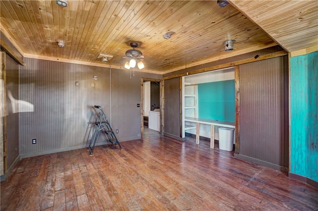 980580 S Highway 99, Prague, OK 74864