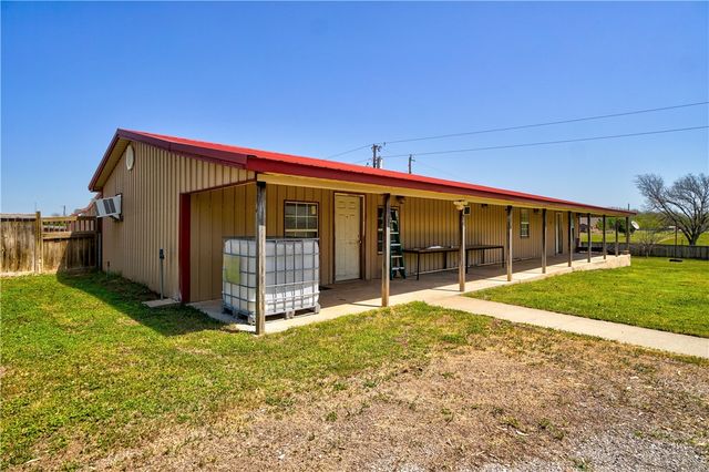 980580 S Highway 99, Prague, OK 74864