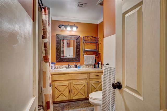 980580 S Highway 99, Prague, OK 74864
