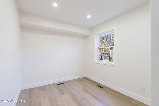 5 New Castle Court, Jackson, NJ 08527