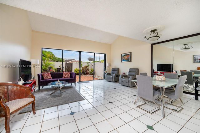 8999 SW 133rd Court B, Miami, FL 33186