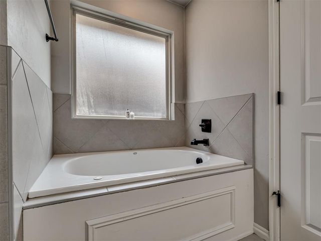 3108 NW 184th Street, Edmond, OK 73012