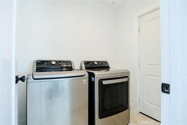 9450 S Harvard, Los Angeles, CA 90047