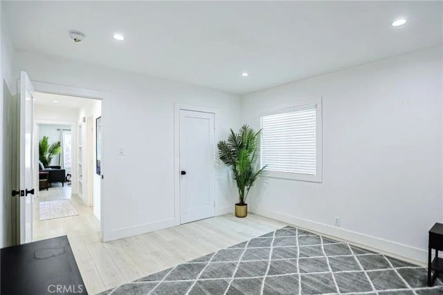 9450 S Harvard, Los Angeles, CA 90047