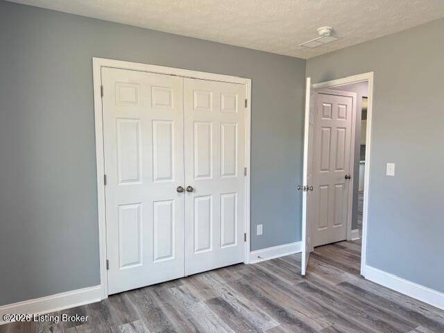 5408 Mt Holyoke Dr, Louisville, KY 40216