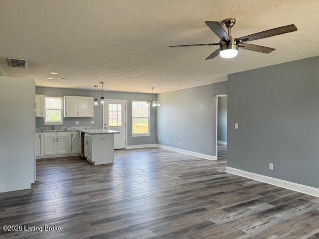 5408 Mt Holyoke Dr, Louisville, KY 40216