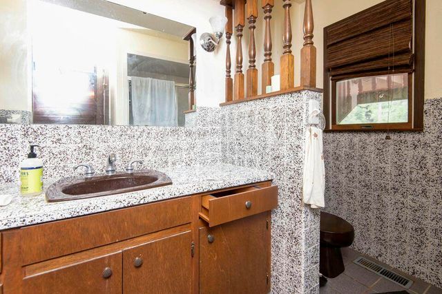 637 State Highway Kk, Cedarcreek, MO 65627