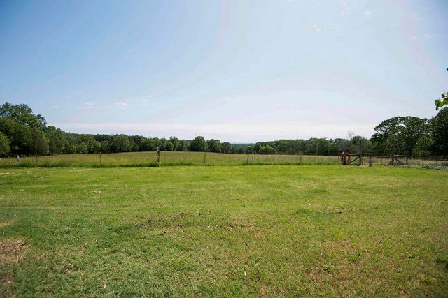 637 State Highway Kk, Cedarcreek, MO 65627