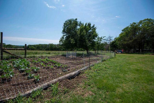 637 State Highway Kk, Cedarcreek, MO 65627