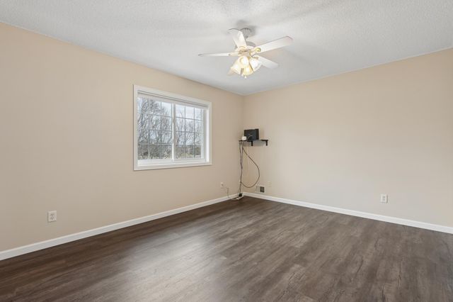 2829 Eagle Valley Circle, Woodbury, MN 55129