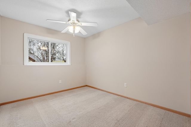 2829 Eagle Valley Circle, Woodbury, MN 55129