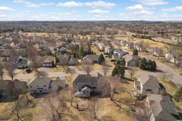 2829 Eagle Valley Circle, Woodbury, MN 55129