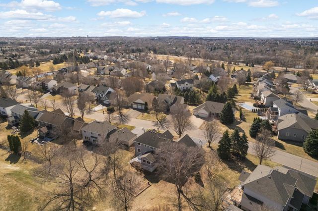 2829 Eagle Valley Circle, Woodbury, MN 55129