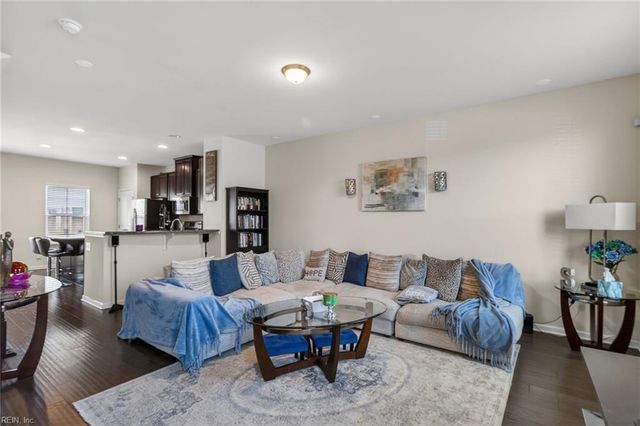 362 Spring Hill PL, Smithfield, VA 23430